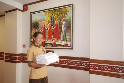 Фото The Hub Hotel