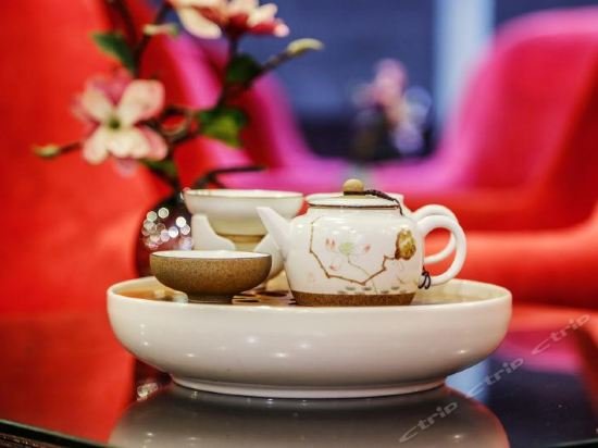 Фото Yun-Zen Century Hotel