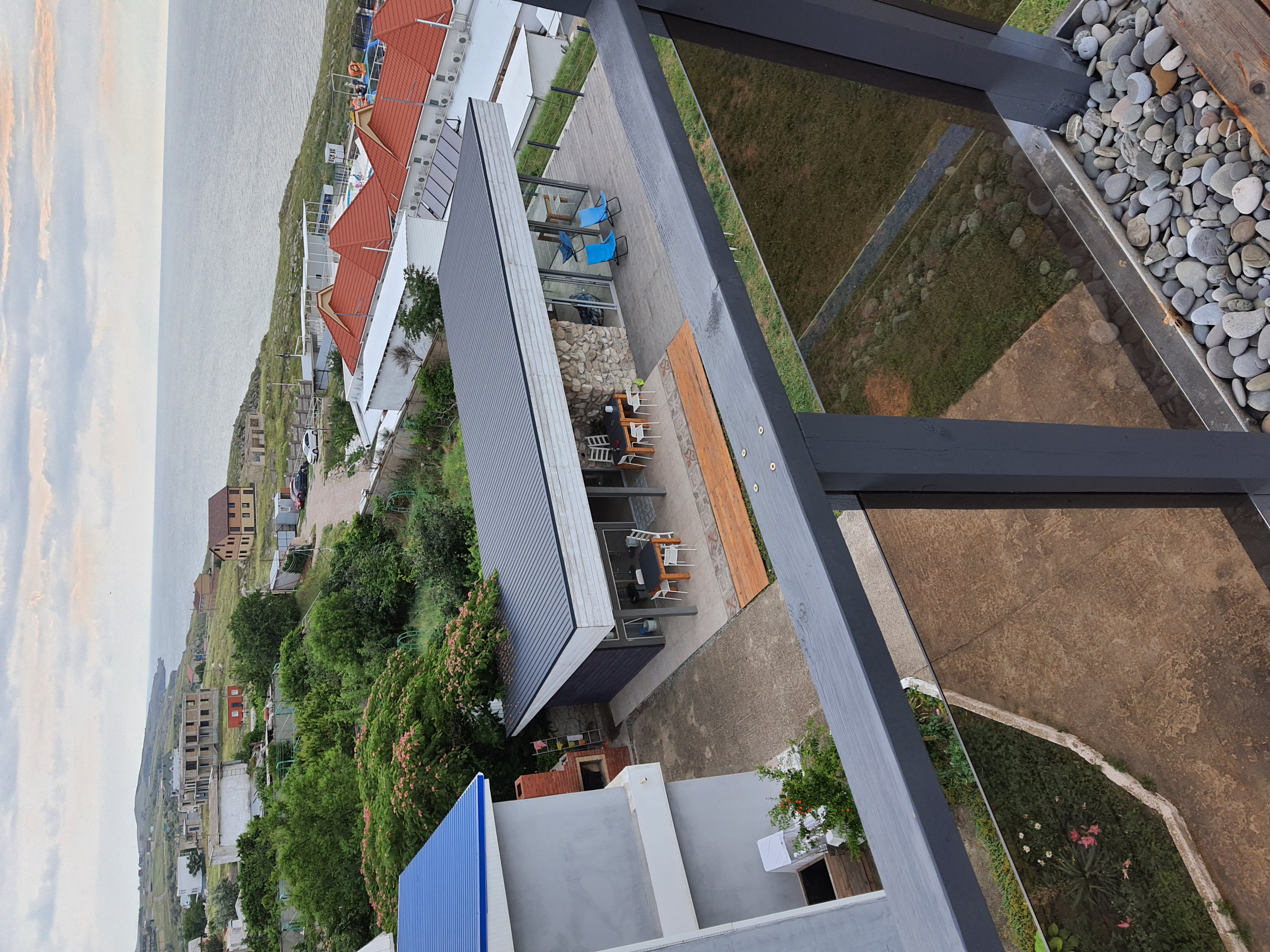 Фото Black Bull House