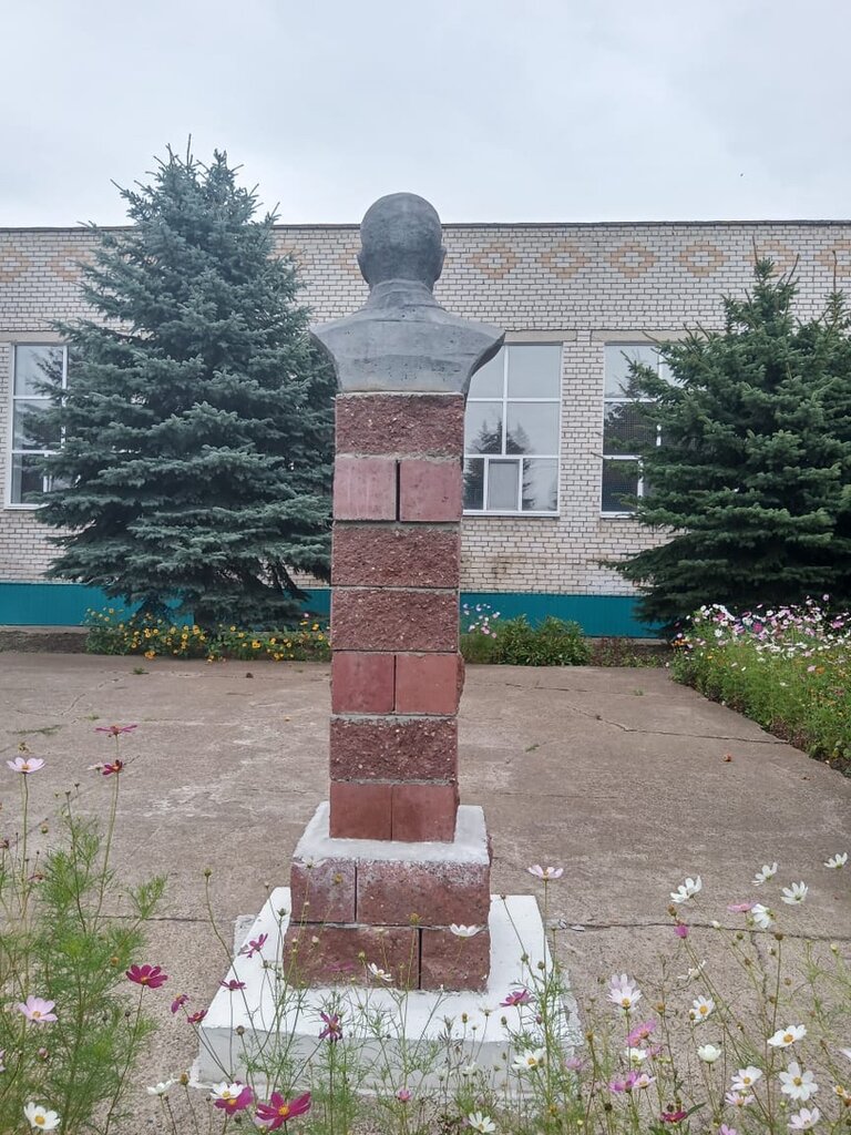 نصب تذكاري للحرب، مقبرة جماعية Воинам Великой Отечественной войны, 1941-1945 гг. ، مقاطعة أوليانوفسك، صورة