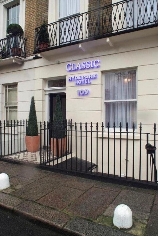 Фото отеля 3