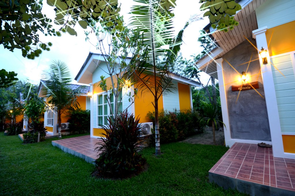 Фото Baan Suan Leela