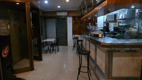 Гостиница Hostal María в Эльче