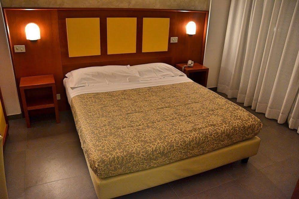 Фото Hotel Tiffany