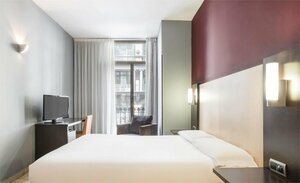 Гостиница Hotel Ilunion Almirante