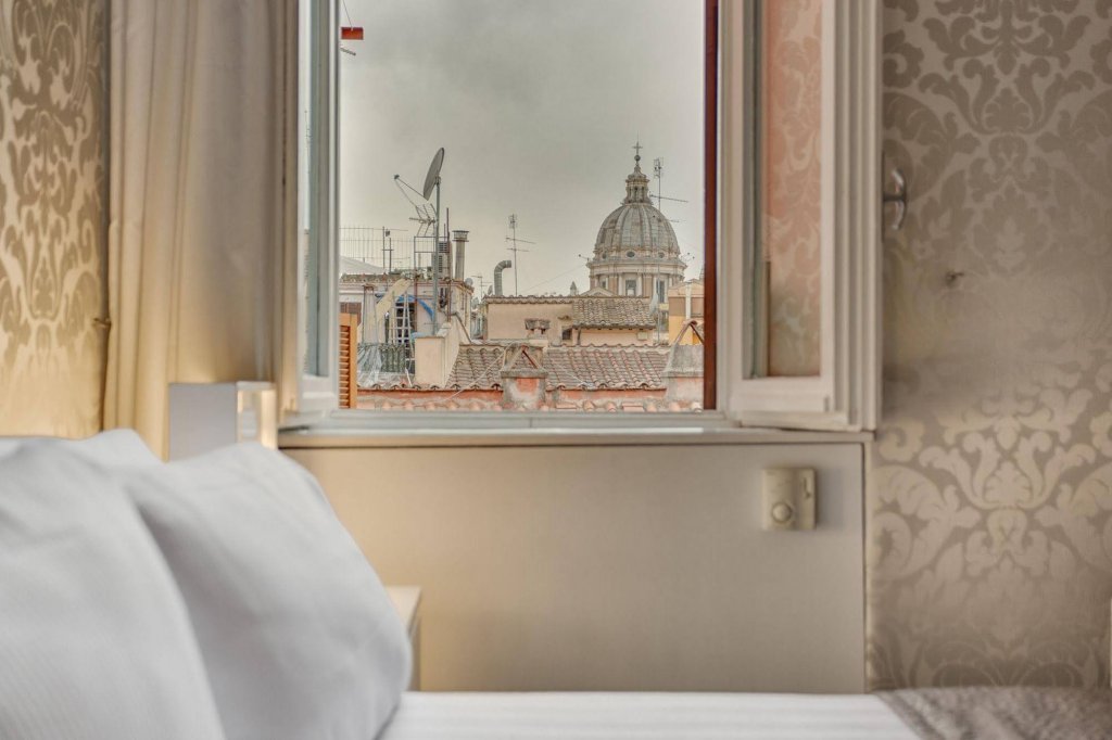 Фото Piazza di Spagna Suites