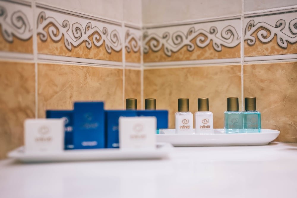 Фото Grand Muthu Golf Plaza Hotel & Spa