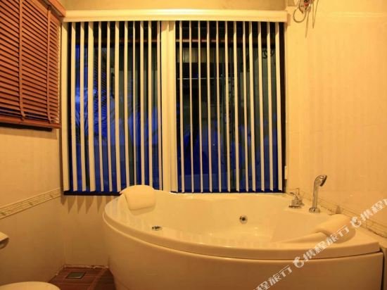 Фото Baan Pakgasri Hideaway