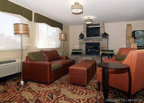 Фото Comfort Inn & Suites Los Alamos