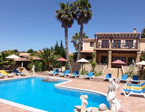 Внешний вид отеля Quinta do Mar - Country & Sea Village в Вила-ду-Биспо, фото 1