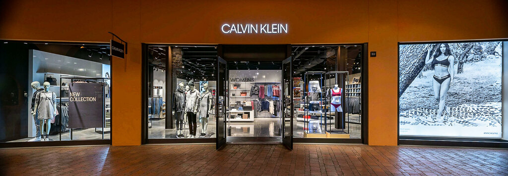 Clothing store Calvin Klein Outlet, Tuscany, photo