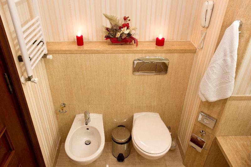 Фото Crystal Palace Boutique Hotel