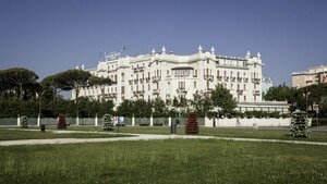 Апарт-Отель Residence Fellini