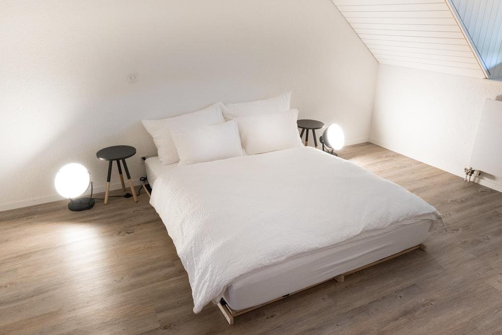 Фото Löwenplatz Apartment near Station by Airhome