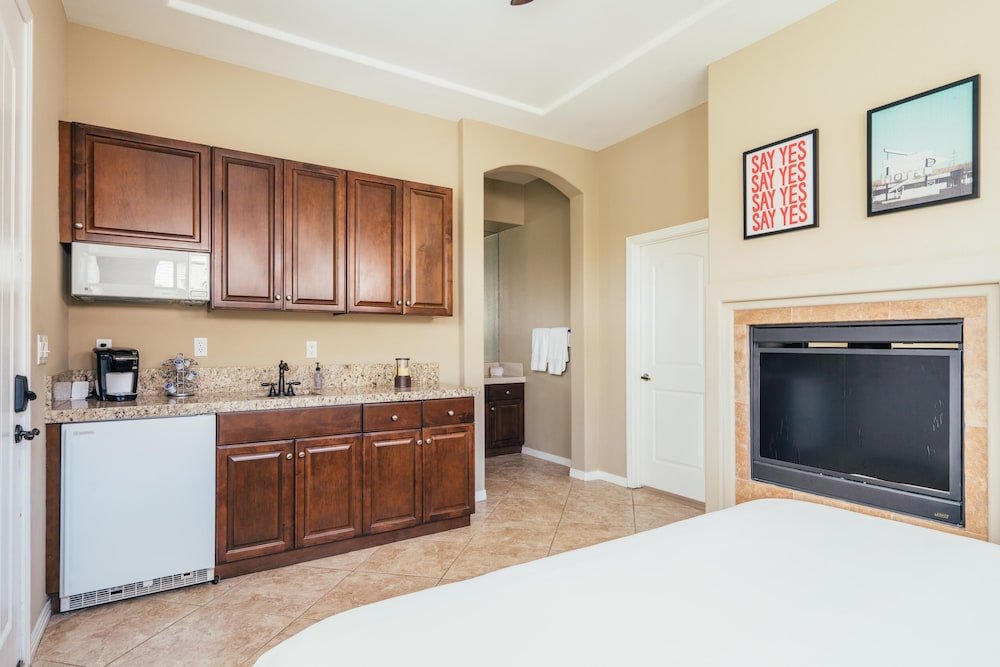 Фото Casa Serena by AvantStay Desert Escape w Pool - 5 Mins to Coachella