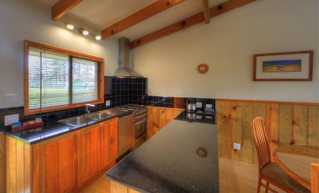 Фото Endeavour Lodge