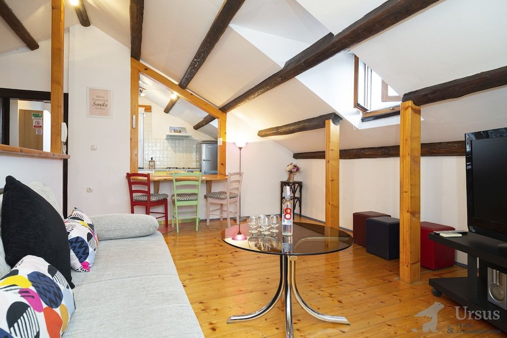 Фото City center loft apartment Lira