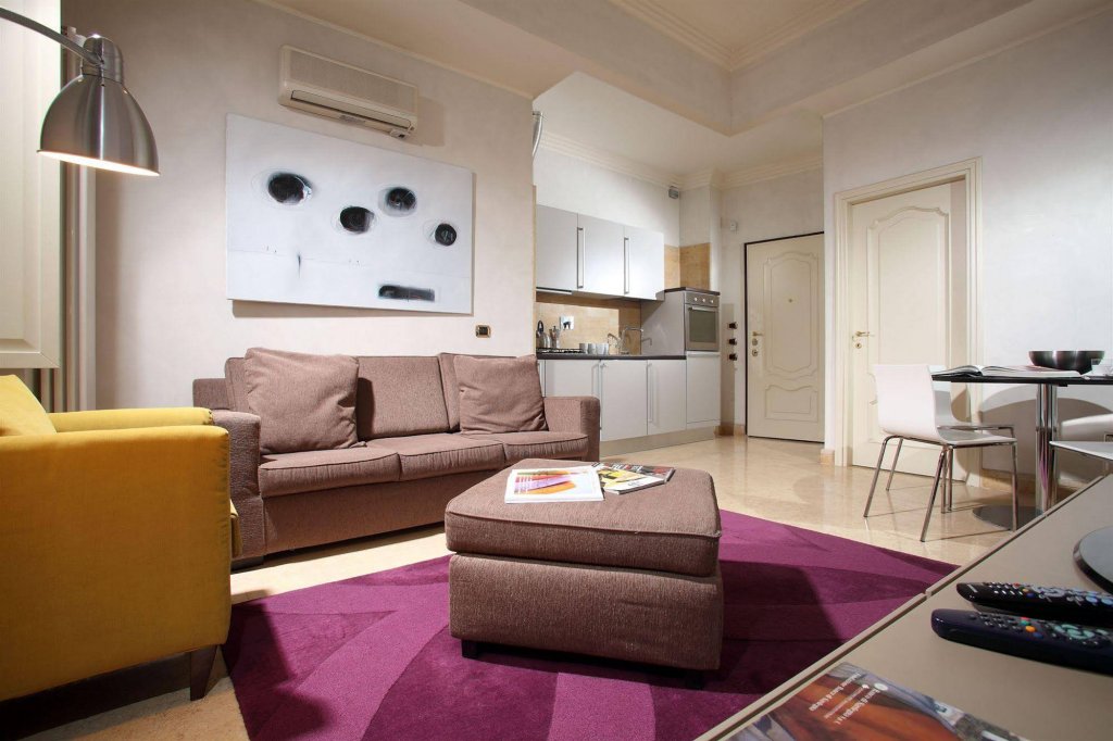 Фото Charming 3br in Piazza di Spagna by Sonder