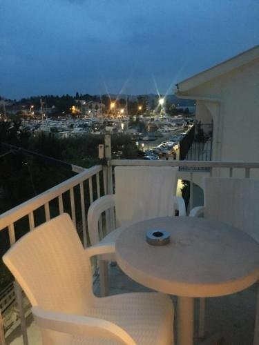 Апартаменты Pakovo Apartments Andrija в Тивате