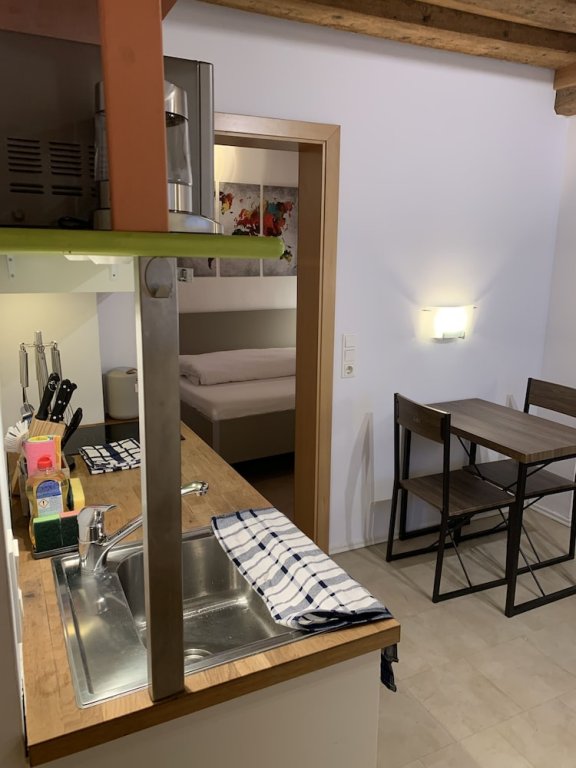 Фото Basic Apartments downtown