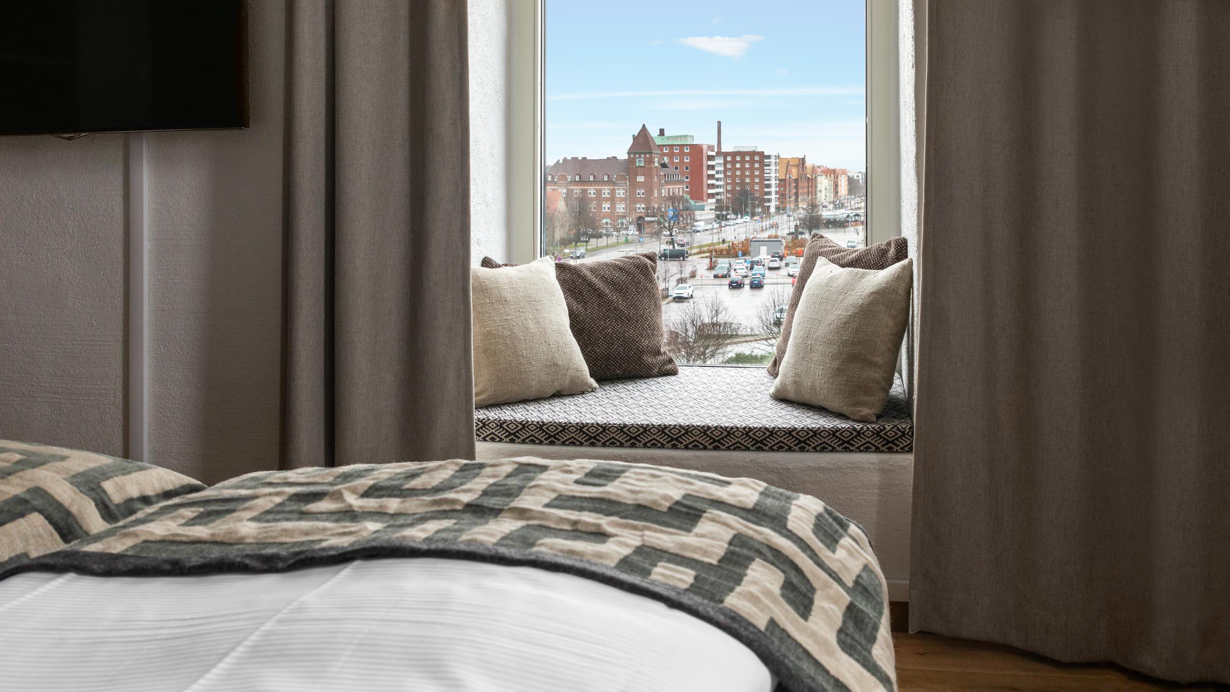 Фото отеля 2