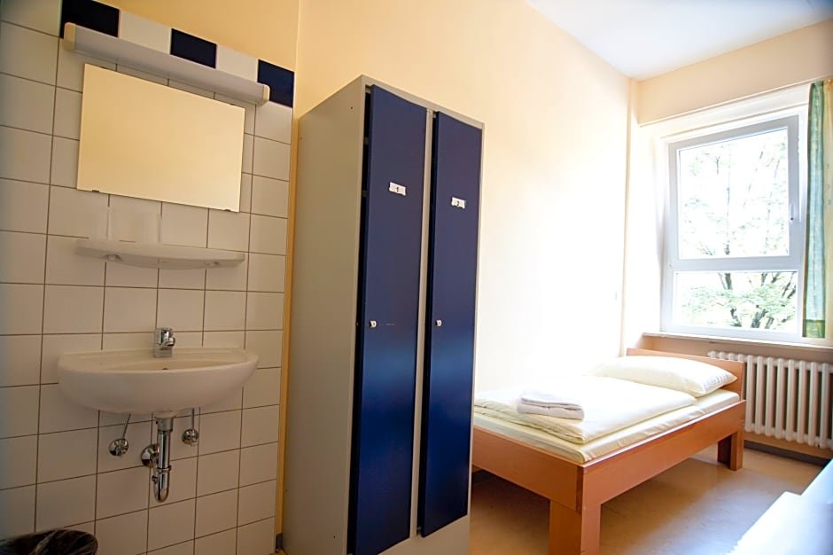 Фото Haus International Hostel