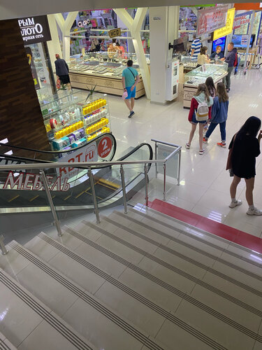 مركز تسوق T-center ، ، صورة