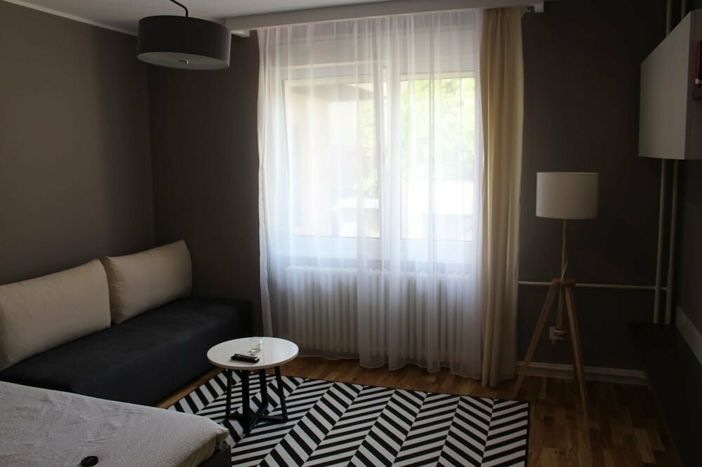 Short-term housing rental Home Living Apartments, Novi Sad, photo