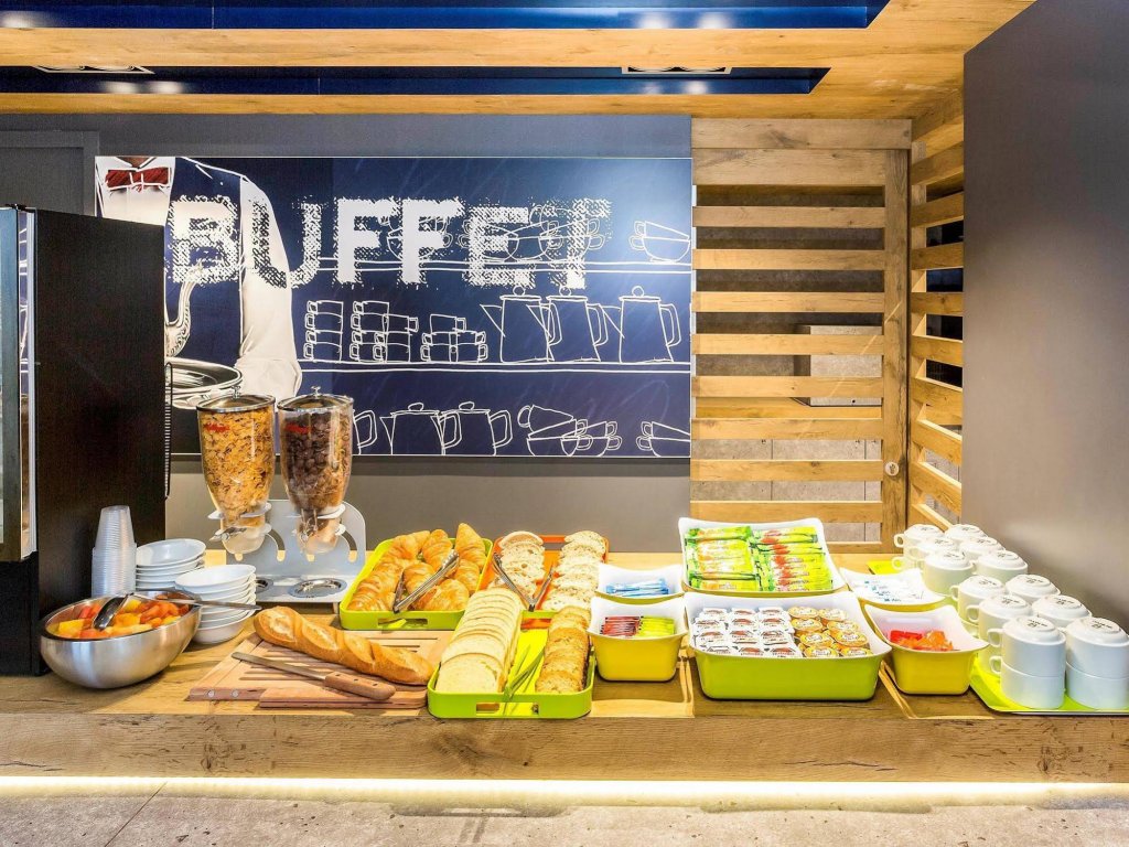 Фото отеля 3