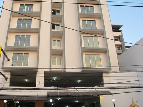 Апартаменты Zen Rooms Inthamara Soi 49