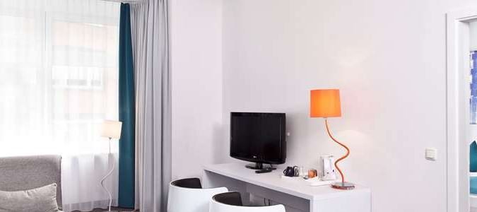 Фото Wyndham Garden Düsseldorf City Centre Königsallee