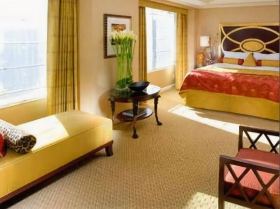 Фото Four Seasons Hotel San Francisco at Embarcadero