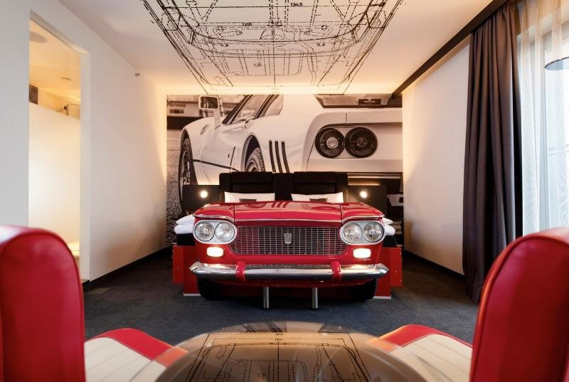 Фото V8 Hotel Köln