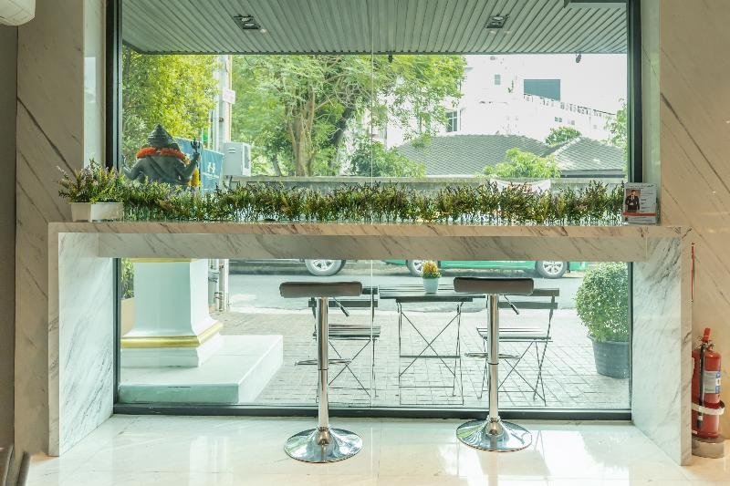 Фото Hyde Park Hotel Bangkok