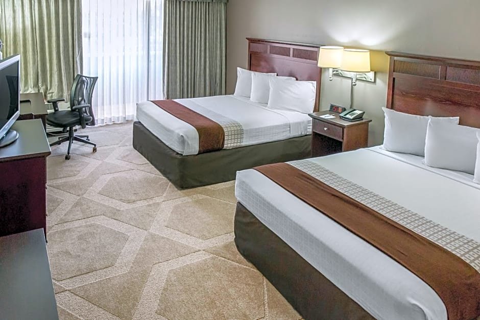 Фото Orlando International Airport Hotel