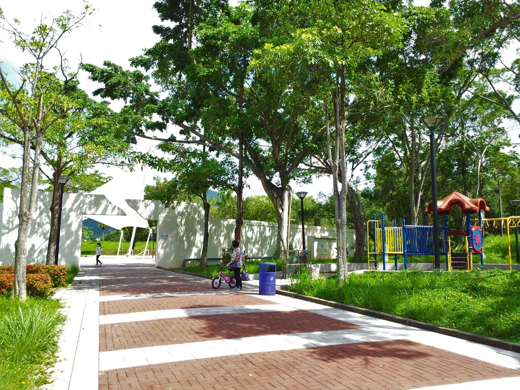 Park Yuen Chau Tsai Park, Hong Kong, photo
