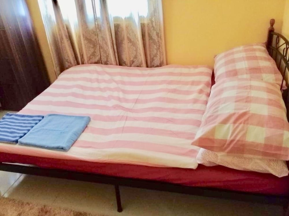 Фото Jireh's Guests Home