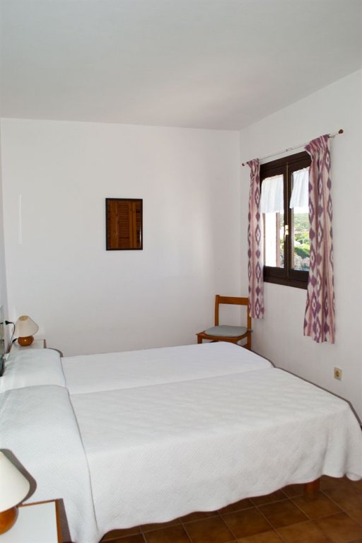 Фото Apartamentos Sa Cala