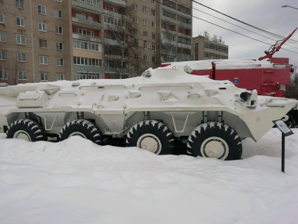 Monument to technology БТР-80, Ivanovo, photo