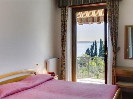 Фото Hotel Mon Repos