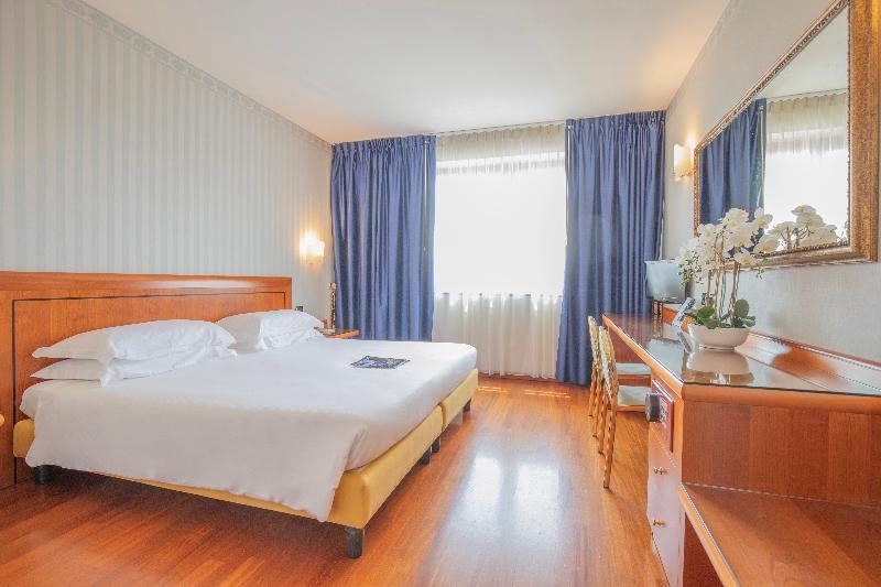 Фото Palace Verona