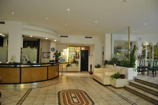 Фото Hotel Ariminum