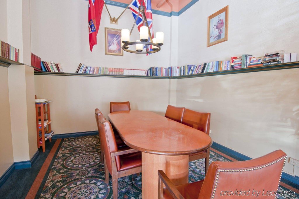 Фото Budget Inn Patricia Hotel