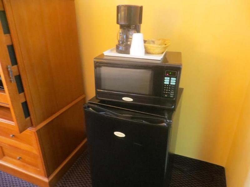 Фото Americas Best Value Inn Austin University