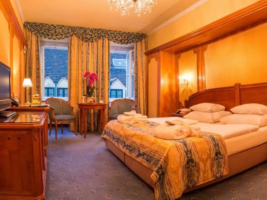 Фото Schlosshotel Römischer Kaiser