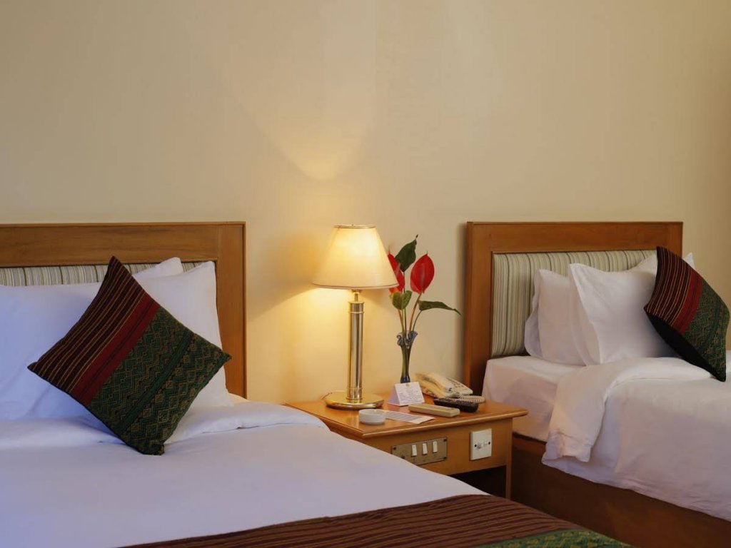 Фото Amazing Kengtong Resort