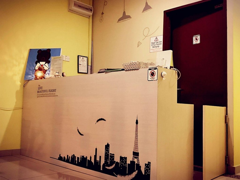 Фото H2 Backpackers