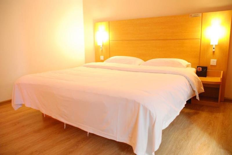 Фото Ibis Changchun Jianshe Street