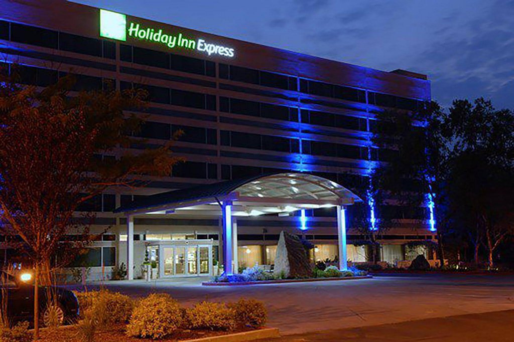 Фото Holiday Inn Express Boise - University Area, an Ihg Hotel
