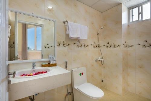 Фото Phu Quynh Hotel
